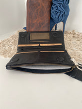 Load image into Gallery viewer, RFID Premium Cowhide Leather Women’s Wallet with Magnetic Closure