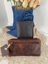 Load image into Gallery viewer, RFID Premium Cowhide Leather Women’s Wallet with Magnetic Closure
